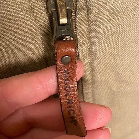 Woolrich Men's Cream and Tan vest - Picture 3 of 7